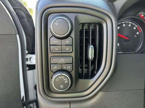Certified 2024 Chevrolet Silverado 1500 Custom Trail Boss w/ LPO, Dark Essentials Package AWD/4WD image 10