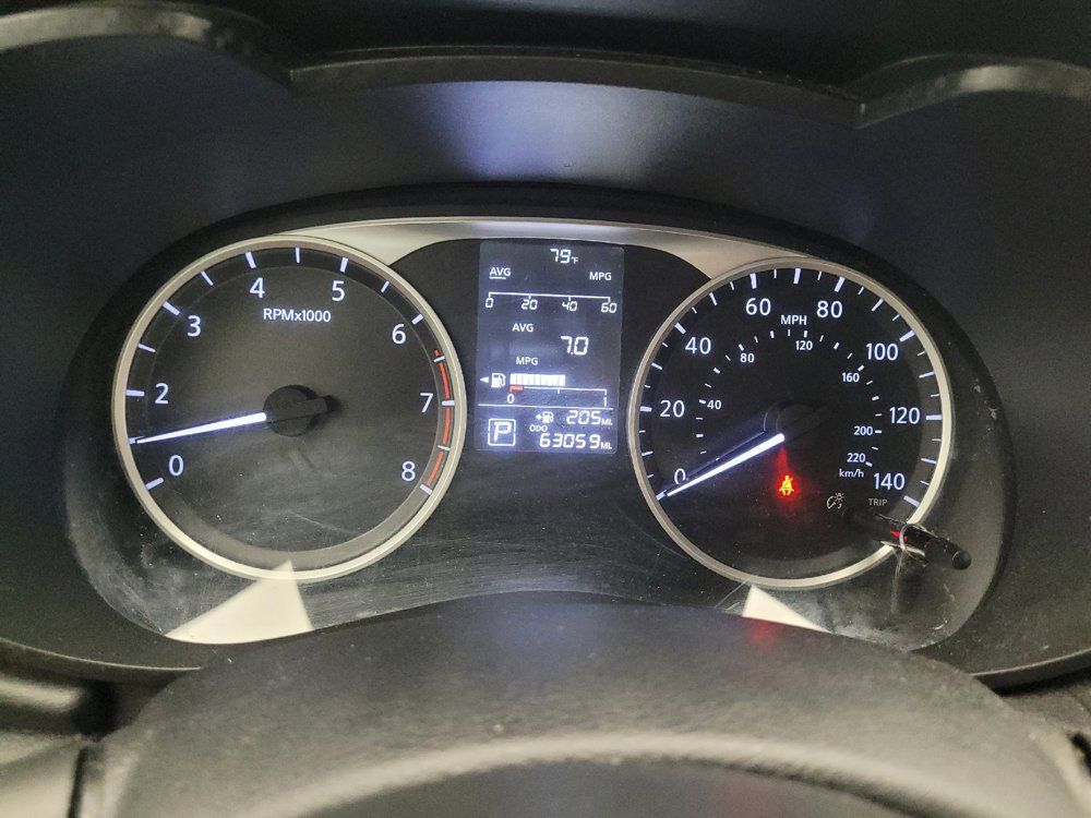 Used 2023 Nissan Versa S FWD image 23