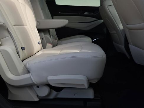 Used 2024 Buick Enclave Essence w/ Sport Touring Edition image 17