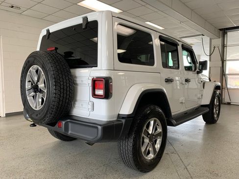 Used 2022 Jeep Wrangler Unlimited Sahara w/ Cold Weather Group AWD/4WD image 5