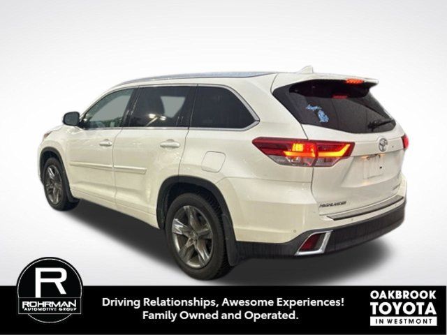Used 2018 Toyota Highlander Limited Platinum AWD/4WD image 3