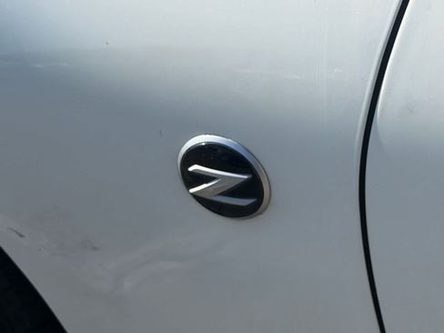 Certified 2019 Nissan 370Z Coupe RWD image 6