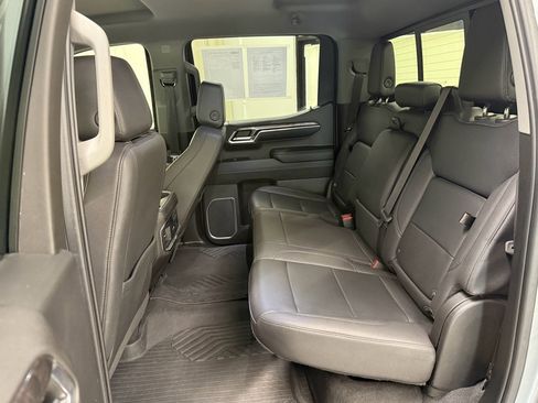 Certified 2023 Chevrolet Silverado 1500 LTZ w/ Technology Package AWD/4WD image 17