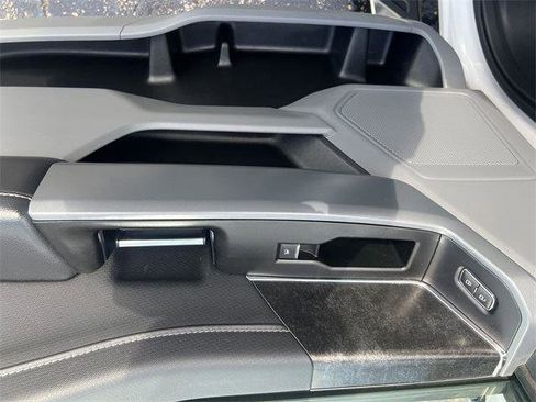 Used 2022 Ford F150 XLT w/ Equipment Group 302A High image 20