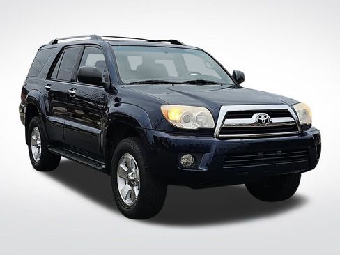 Used 2008 Toyota 4Runner SR5 image 3