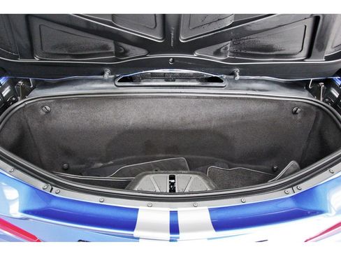 Used 2023 Chevrolet Corvette Stingray Premium Conv w/ Z51 Performance Package image 8