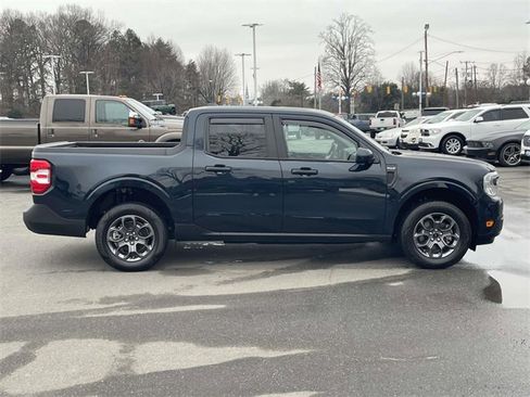 Certified 2022 Ford Maverick XLT w/ XLT Luxury Package image 8