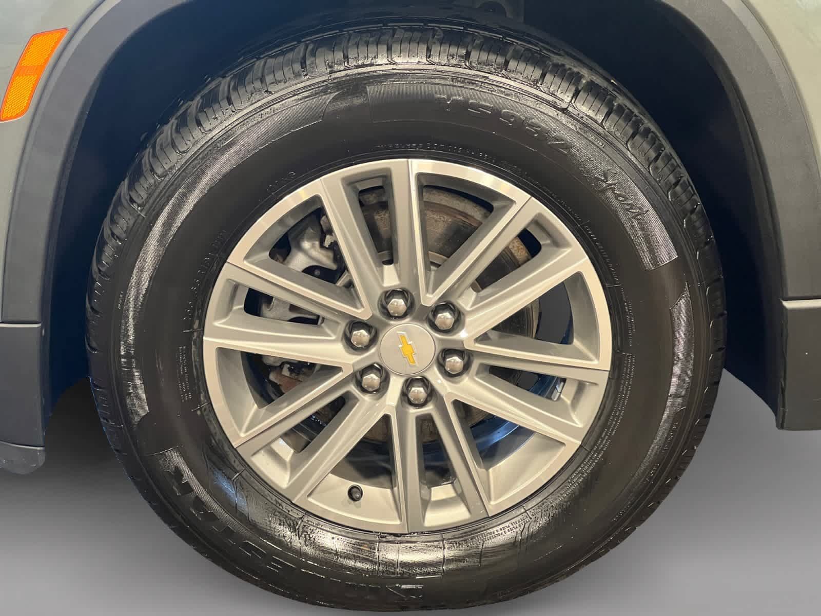 Used 2023 Chevrolet Traverse LT AWD/4WD image 19