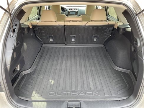 Used 2016 Subaru Outback 2.5i Limited image 30