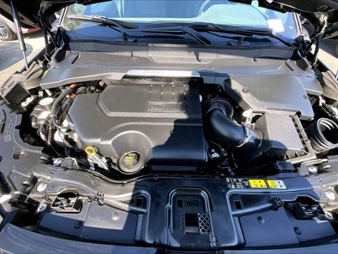Used 2025 Land Rover Discovery Sport Dynamic SE AWD/4WD image 13
