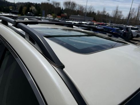 Used 2019 Subaru Forester Touring image 5