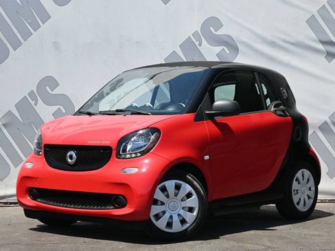 Used 2017 smart fortwo electric drive RWD image 1