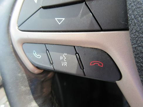 Used 2015 Jeep Cherokee Latitude w/ Cold Weather Group FWD image 27