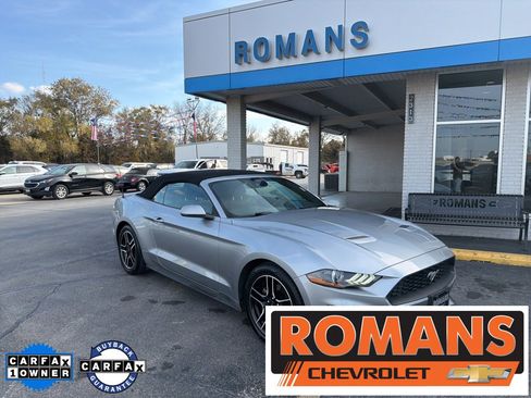 Used 2022 Ford Mustang Premium image 2
