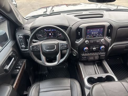 Used 2023 GMC Sierra 3500 Denali w/ Denali Black Diamond Edition AWD/4WD image 27