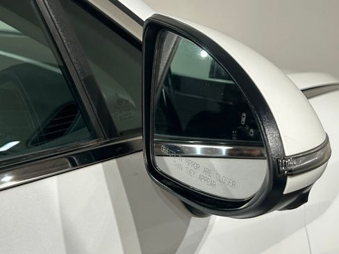 Used 2020 Hyundai Sonata Limited FWD image 13