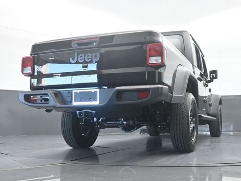 New 2026 Jeep Gladiator Sport image 59