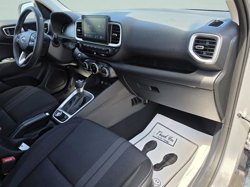 New 2026 Hyundai Venue SEL FWD image 14