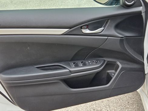 Used 2019 Honda Civic Sport image 10