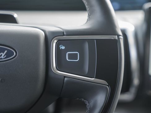 New 2025 Ford Expedition Platinum w/ Driver's Package image 42