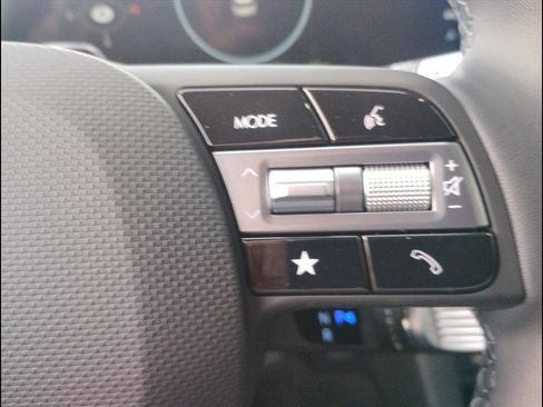 New 2025 Hyundai Ioniq 5 SEL image 28