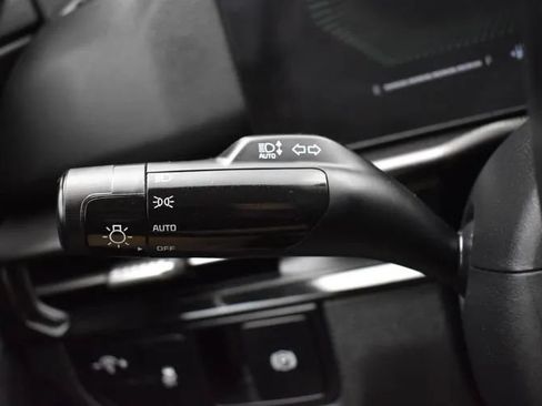 Used 2026 Kia Sportage LX FWD image 25