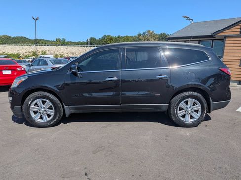 Used 2014 Chevrolet Traverse LT AWD/4WD image 3