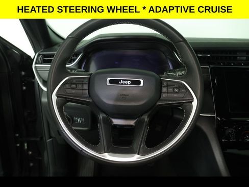 Used 2024 Jeep Grand Cherokee Altitude AWD/4WD image 8