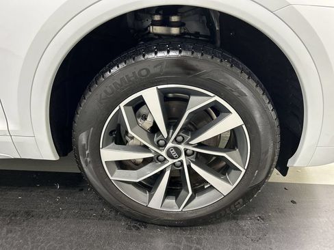 Used 2023 Audi Q5 2.0T Premium Plus w/ Premium Plus Package AWD/4WD image 8