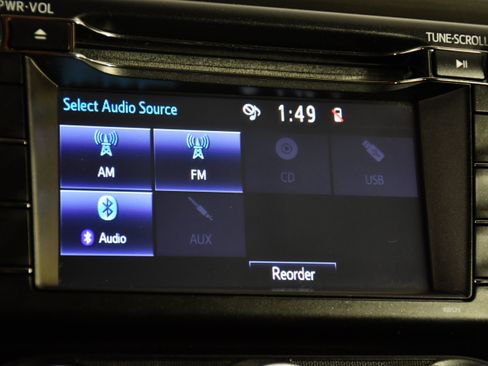 Used 2018 Toyota RAV4 LE w/ All Weather Liner Package AWD/4WD image 26