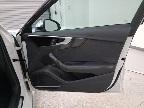 Used 2022 Audi S4 Premium Plus w/ Premium Plus Package image 30