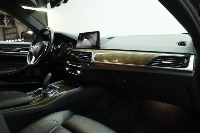 Used 2019 BMW 540i RWD image 21
