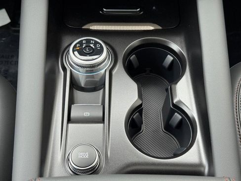 New 2025 Ford Explorer Active w/ Active Comfort Package image 9