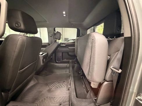 Used 2025 Chevrolet Silverado 1500 LT Trail Boss w/ LT Trail Boss Premium Package AWD/4WD image 21