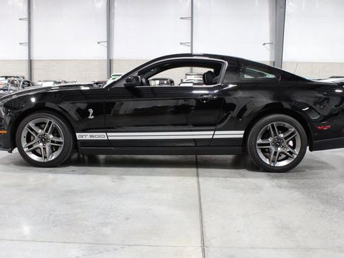 Used 2010 Ford Mustang Shelby GT500 image 21