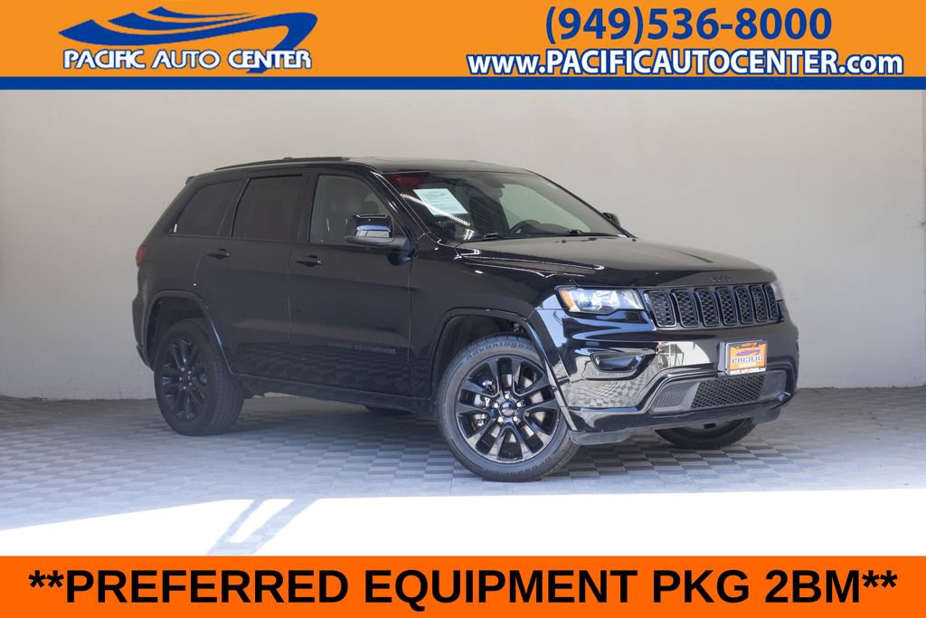 Used 2021 Jeep Grand Cherokee Laredo X AWD/4WD image 1