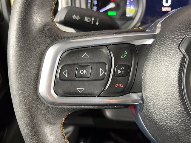 Used 2024 Jeep Wrangler Unlimited Sahara AWD/4WD image 14