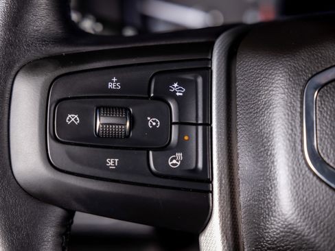 Used 2021 GMC Yukon XL Denali image 15