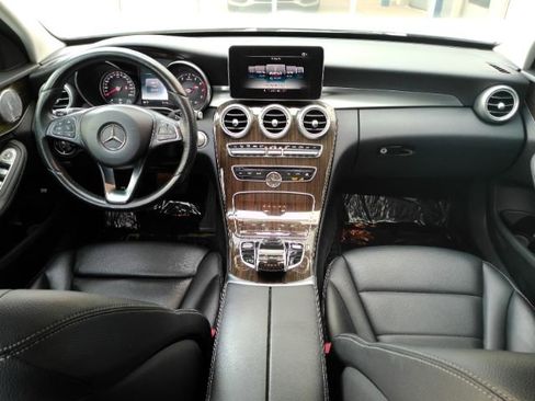 Used 2016 Mercedes-Benz C 300 4MATIC Sedan image 3