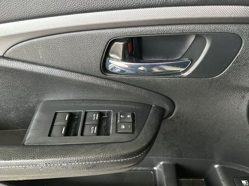 Used 2023 Honda Ridgeline Sport image 10