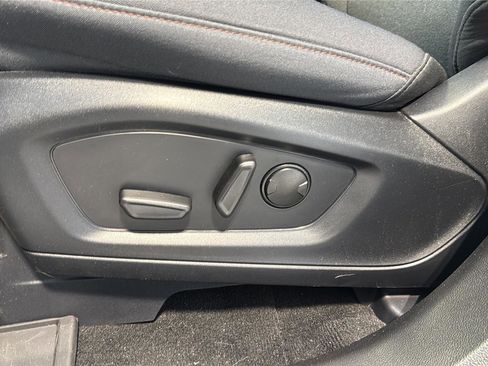 Used 2025 Ford Explorer Active AWD/4WD image 26