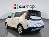 Used 2023 Kia Soul LX w/ LX Technology Package image 3