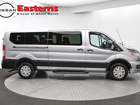 Used 2022 Ford Transit 350 XLT RWD image 4