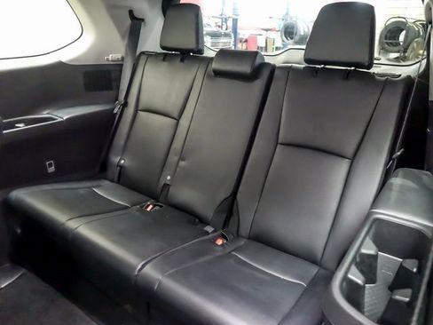 Certified 2026 Toyota Grand Highlander XLE image 12