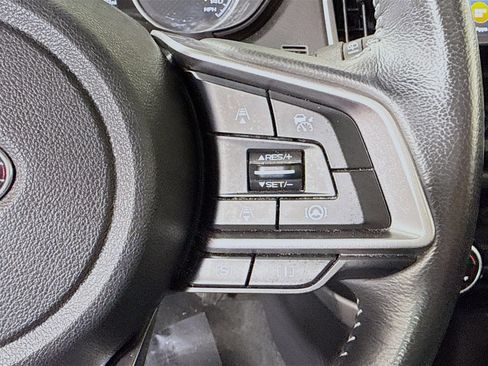 Used 2023 Subaru Forester Premium image 15