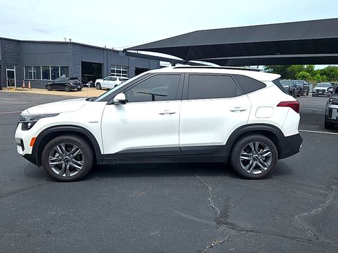 Used 2021 Kia Seltos S AWD/4WD image 4