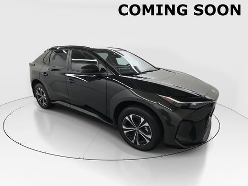 Used 2023 Toyota bZ4X XLE image 1
