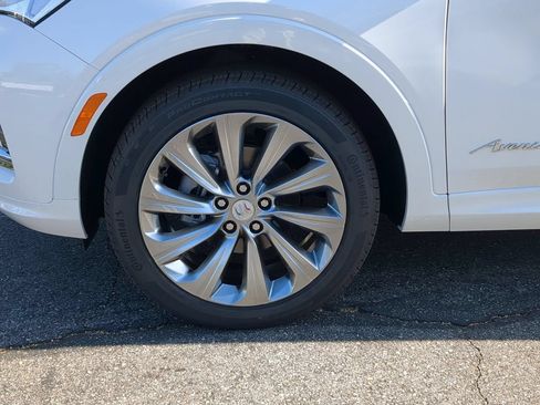 New 2026 Buick Envista Avenir FWD image 25