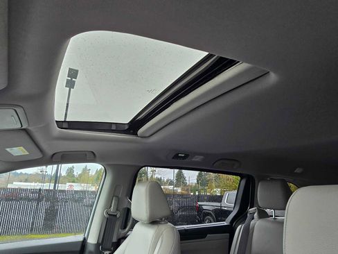 Used 2021 Honda Odyssey EX-L image 23