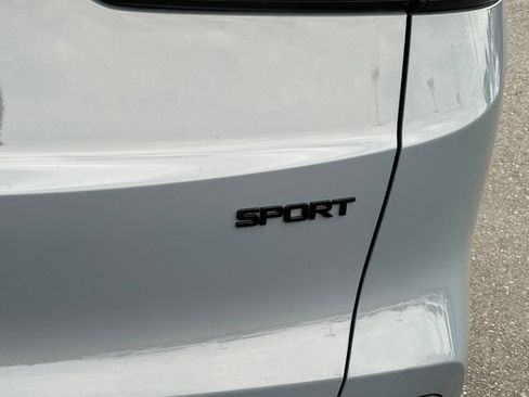 Used 2025 Honda CR-V Sport-L image 32